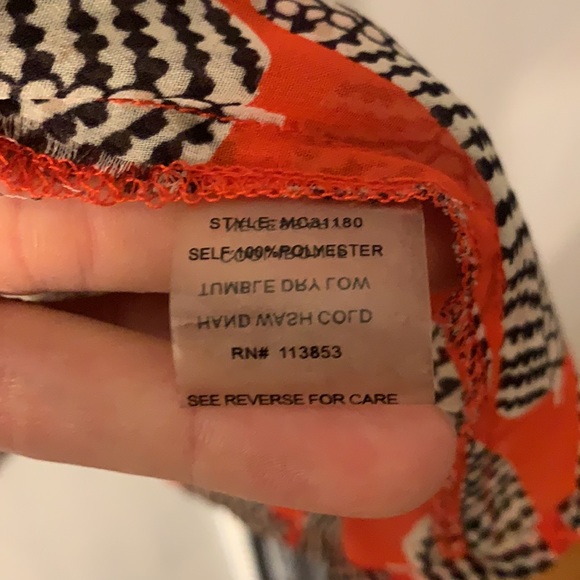 Orange black and white leaf print flowy top - Picture 7 of 8